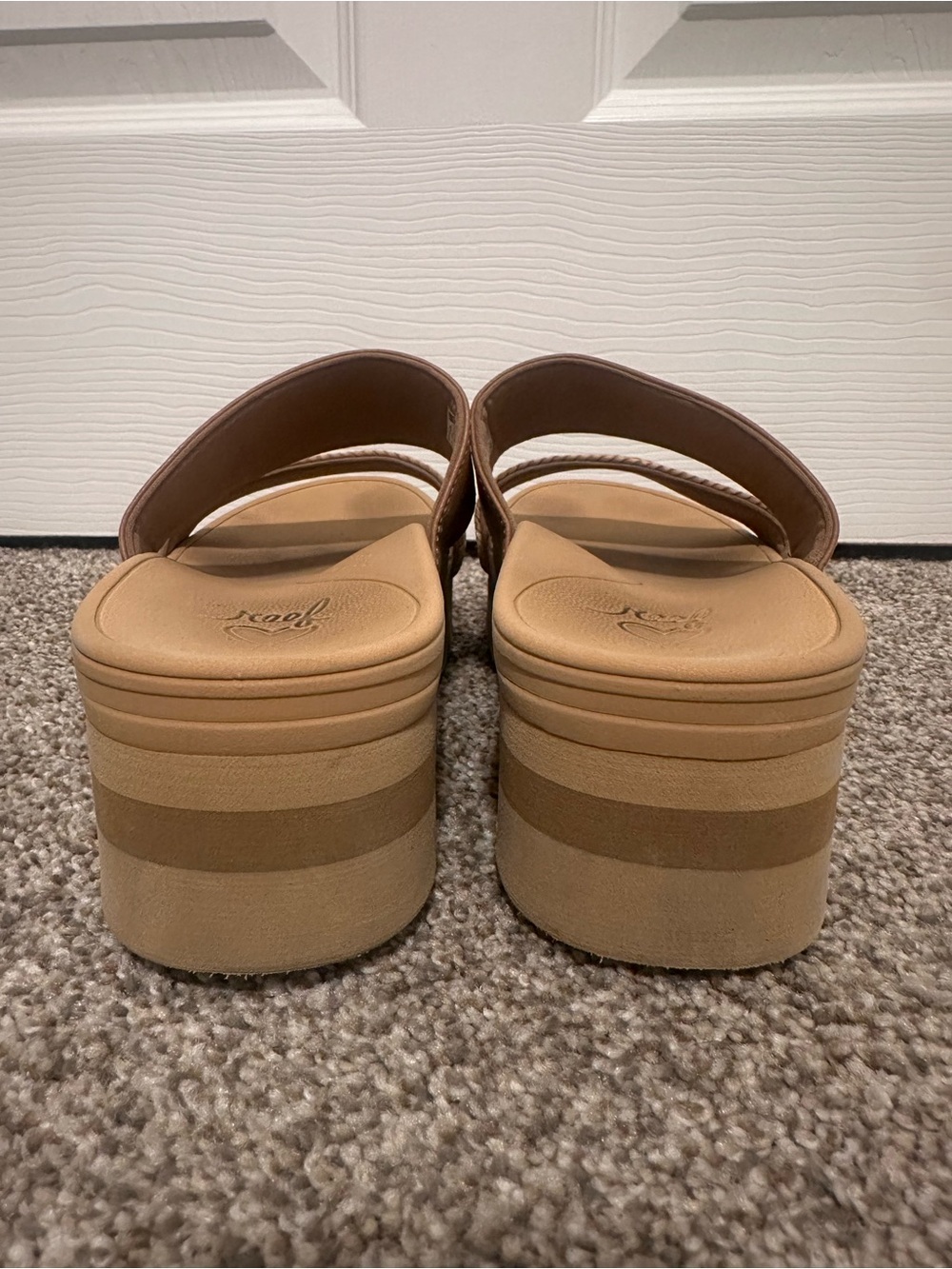 Reef Women’s Brown Woven Platform Slide Sandals - Picture 6 of 13